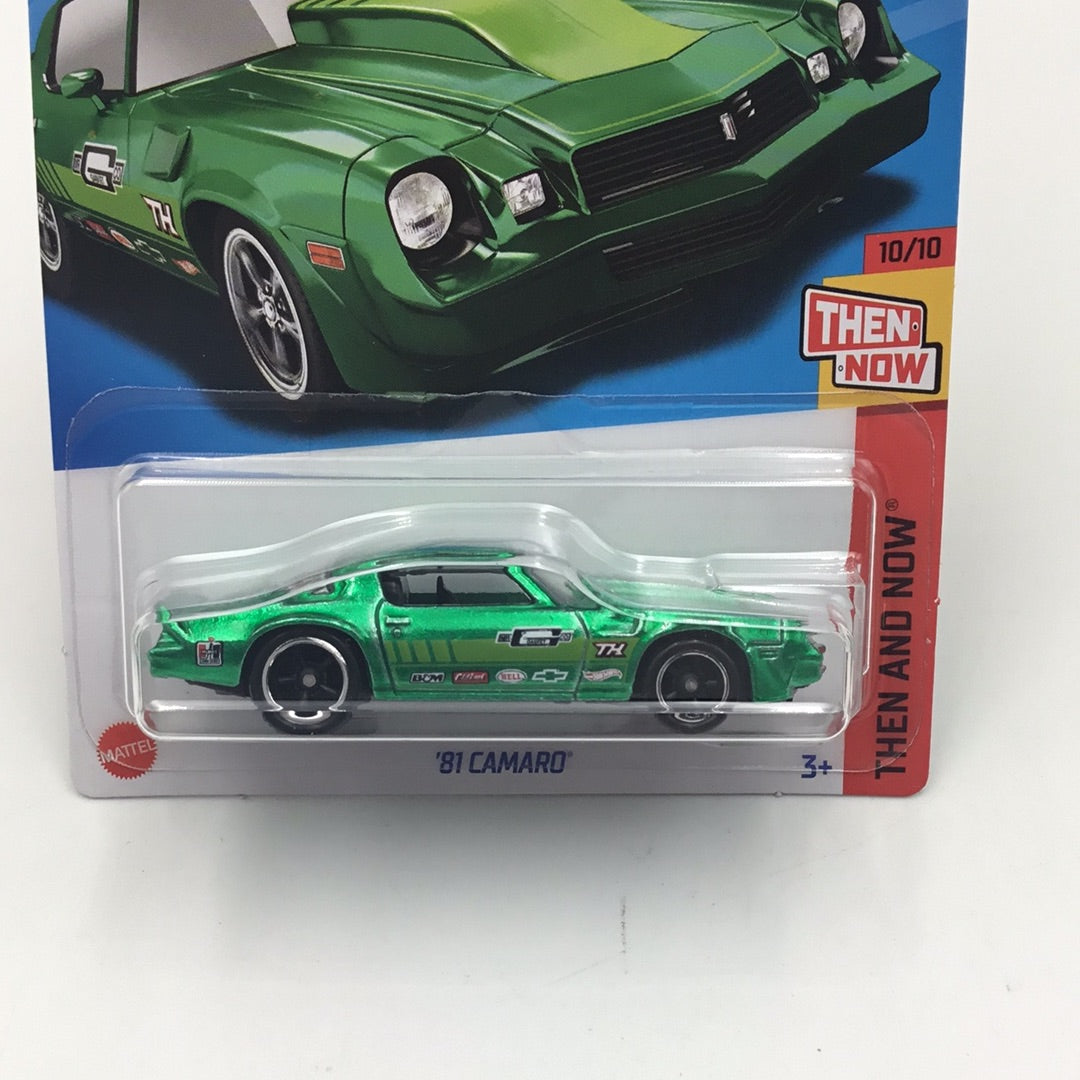 2022 hot wheels super treasure hunt #248 81 Camaro W/ Protector
