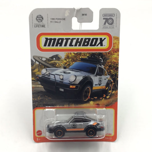 2023 matchbox 70 years #80 1985 Porsche 911 Rally 99F