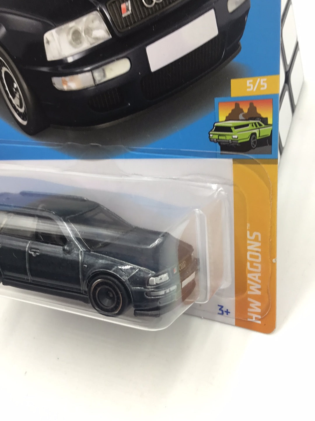 2022 hot wheels super treasure hunt 94 Audi Avant RS2 W/ Protector