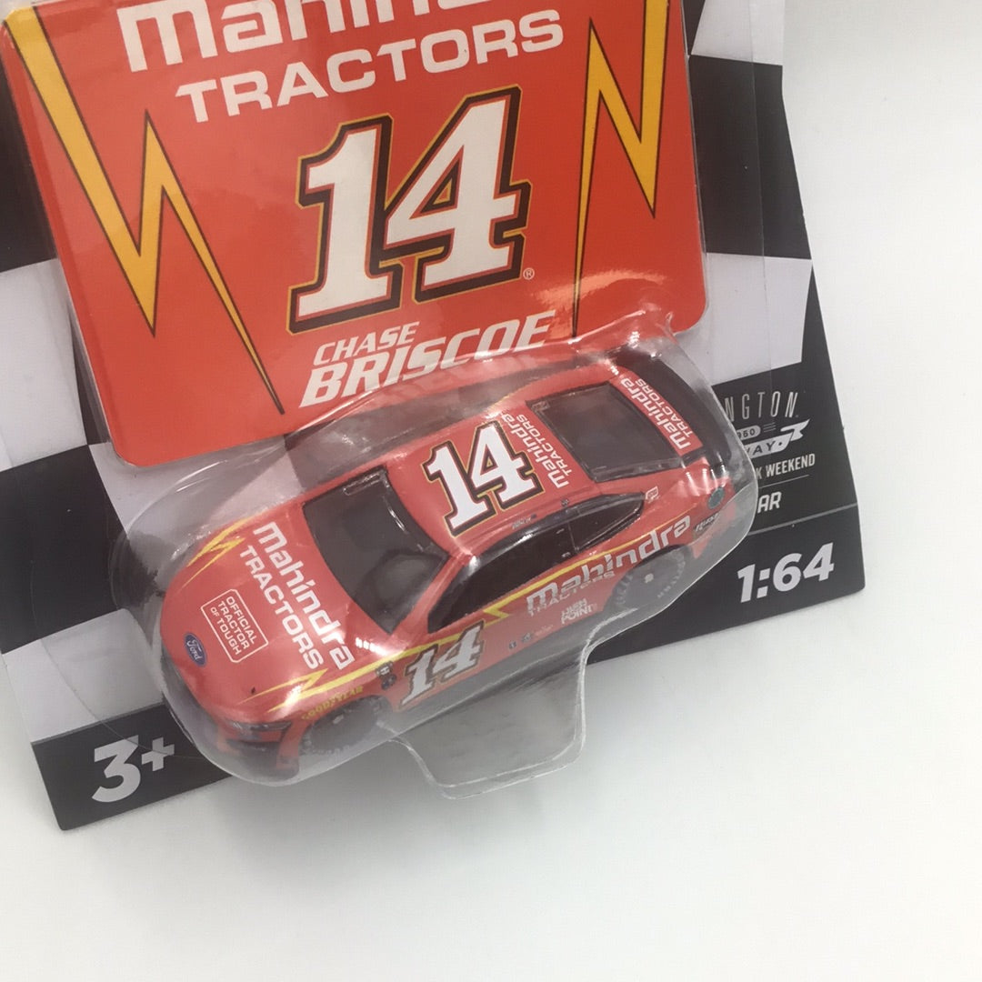 2022 nascar authentics wave 10 14 Chase Briscoe Mahindra Tractors