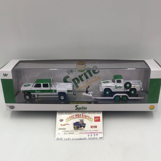 M2 Machines Sprite haulers 1975 Chevrolet Silverado 30 4x4 1958 Apache step side new model s02