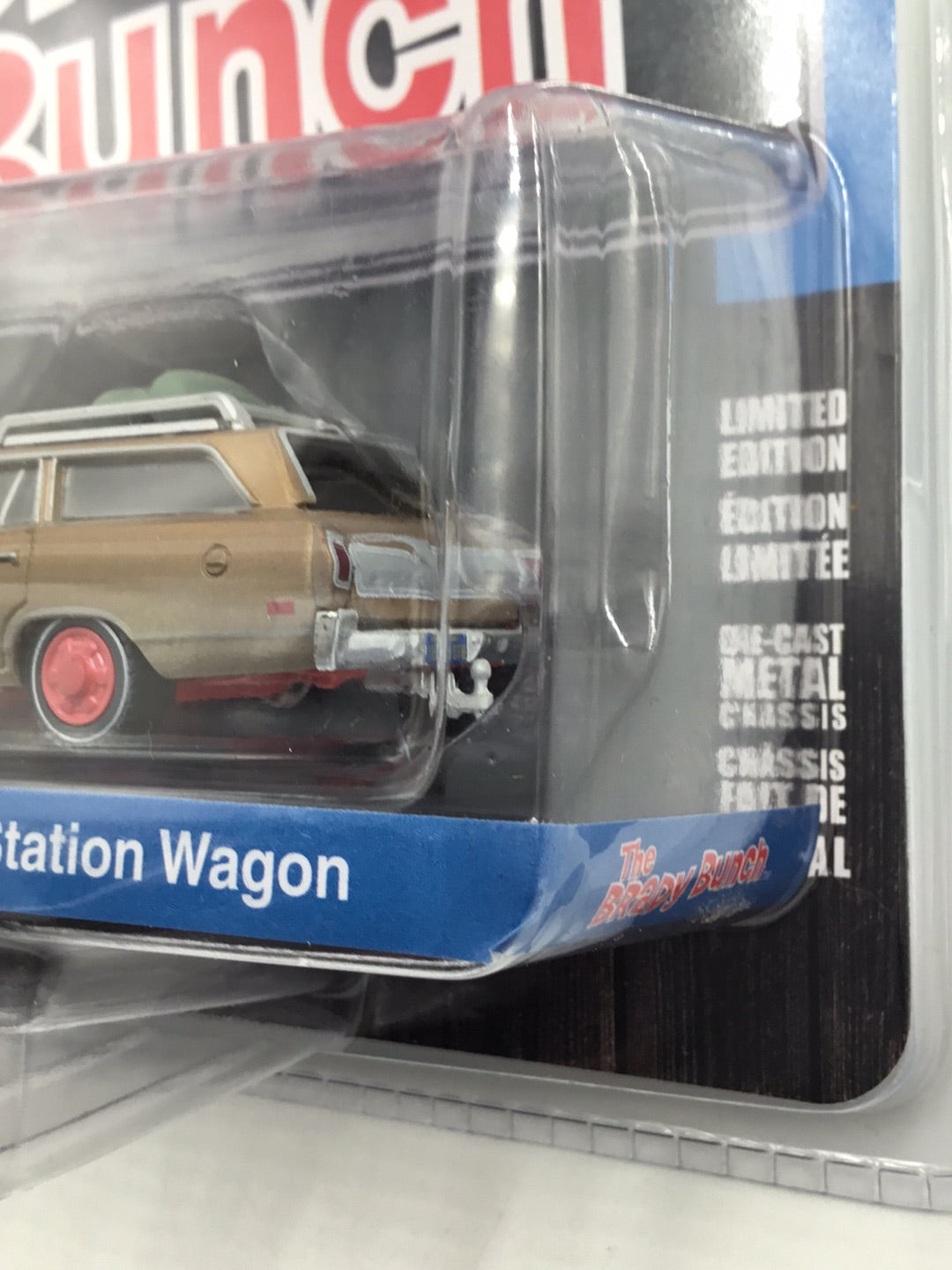 Greenlight Hollywood Brady Bunch 1969 Plymouth Satellite Chase