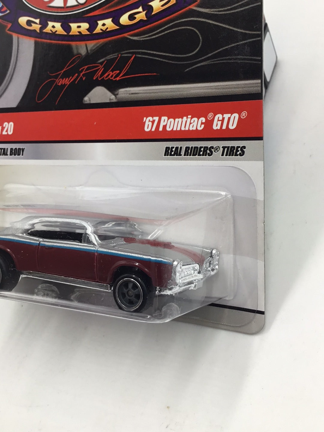 HOT WHEELS LARRYS GARAGE 1967 PONTIAC GTO IN RED AND BLACK WITH