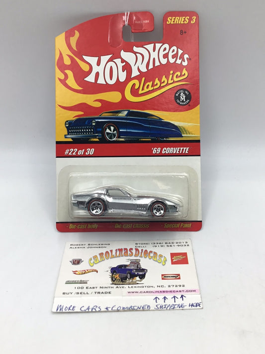Hot wheels classics series 3 #22 69 Corvette chrome GG4