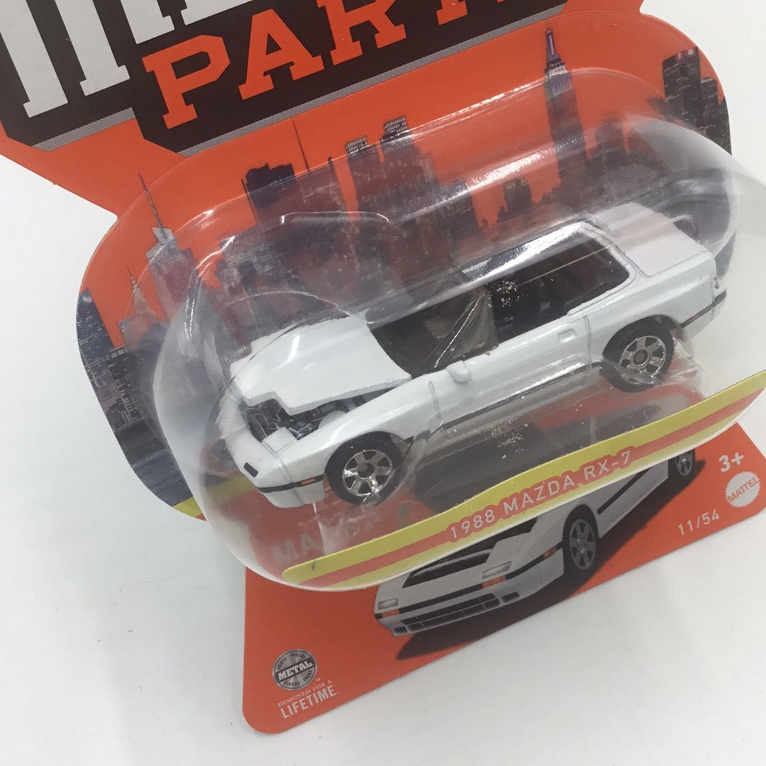 2023 Matchbox Moving Parts 1988 Mazda RX-7 white