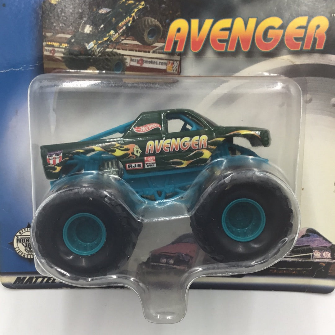 Hot Wheels monster jam Avenger 126G