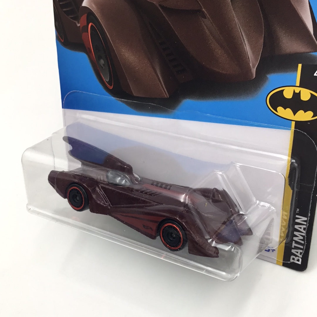 2023 hot wheels H case #137 Batmobile NN5