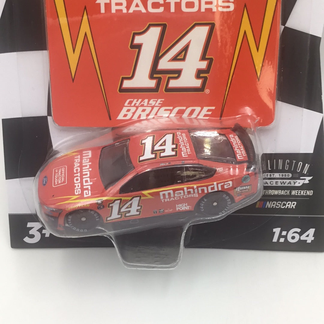 2022 nascar authentics wave 10 14 Chase Briscoe Mahindra Tractors