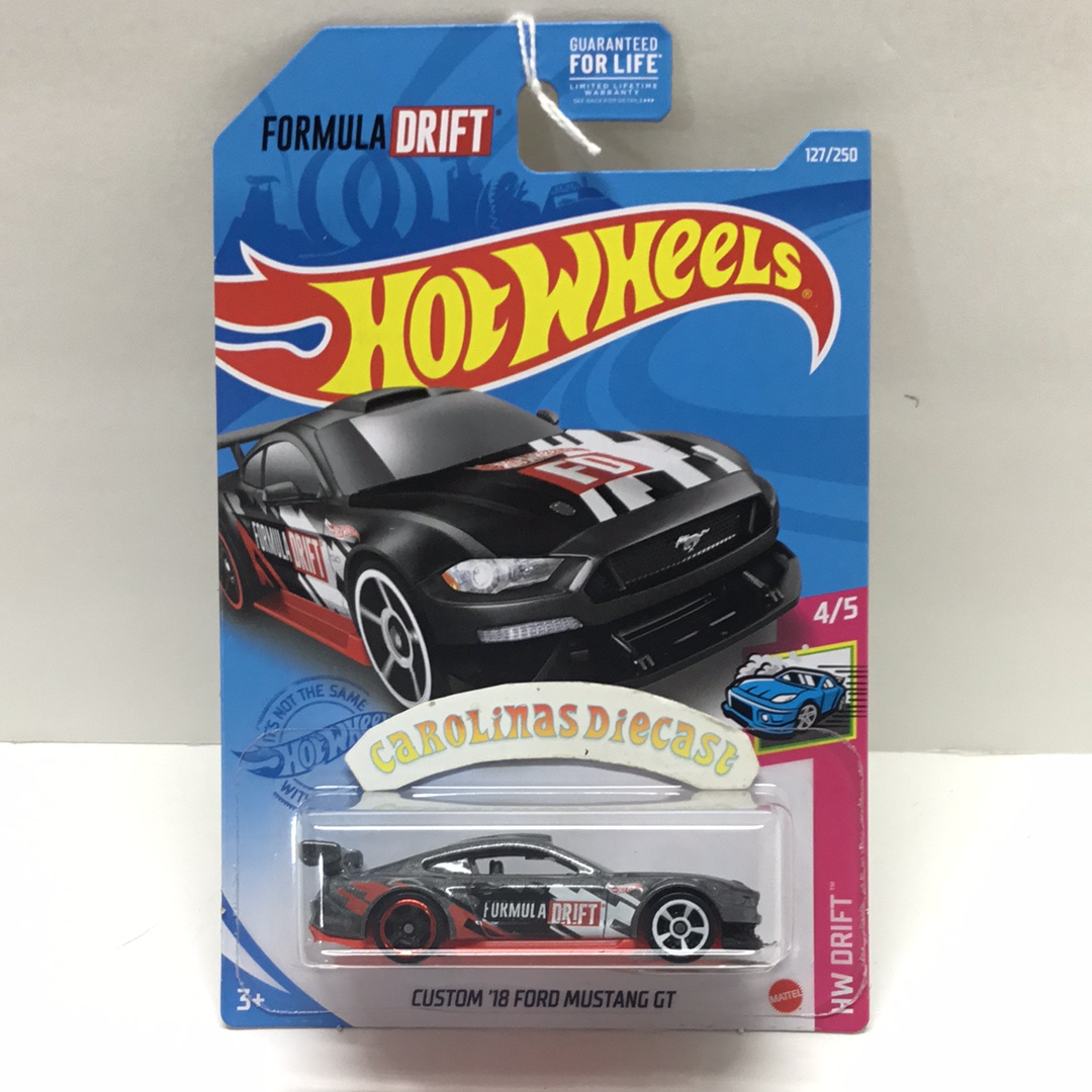 2021 hot wheels #127 Custom 18 Ford Mustang GT Grey OO3