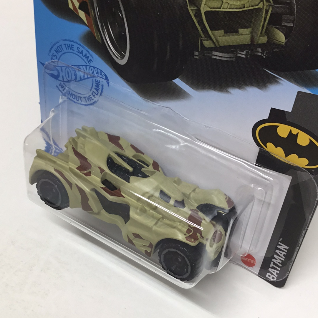 2021 hot wheels G case #8 Batman Arkham Knight Batmobile US Card 117C