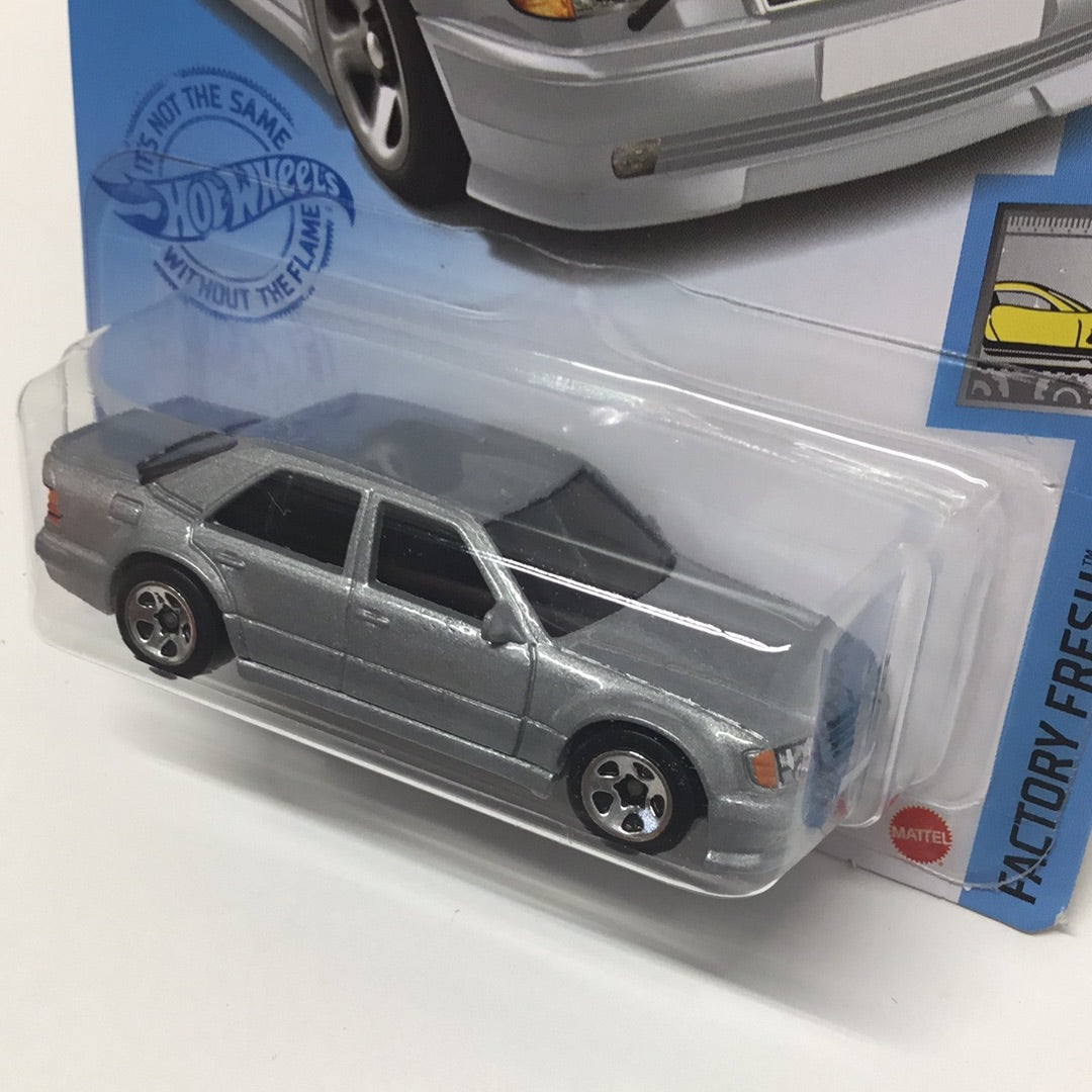 2021 hot wheels N case #145 Mercedes Benz 500 E silver see last pic crease 90C