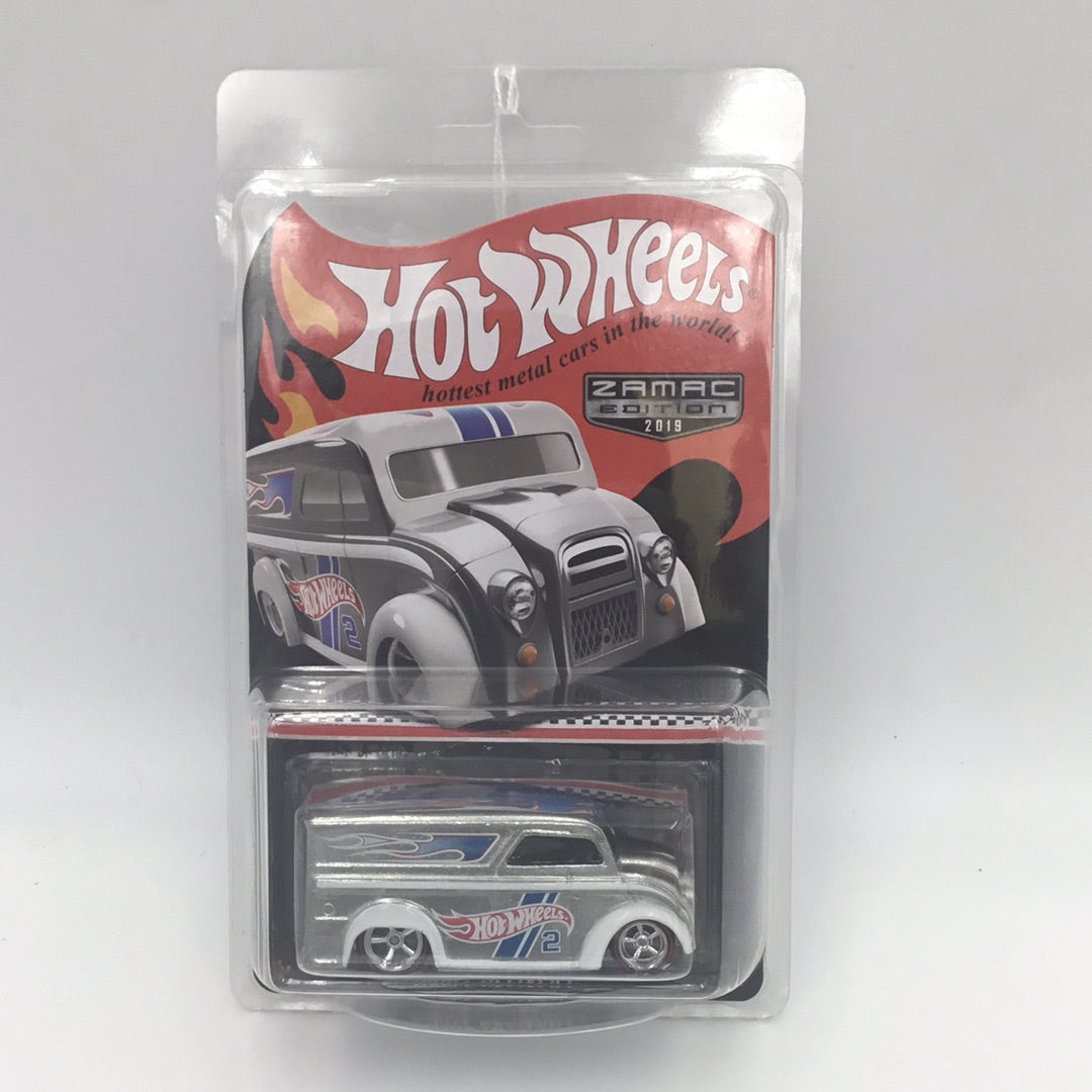 2019 Hot wheels  collectors edition Dairy Delivery mail in Zamac edition Real Riders