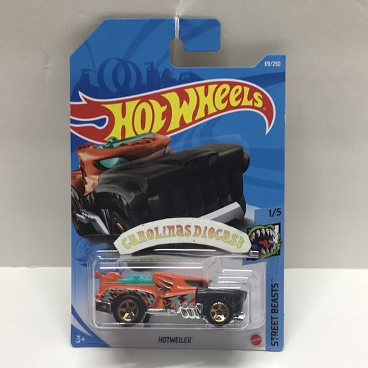 2021 hot wheels C D case #69 Hotweiler AAA9