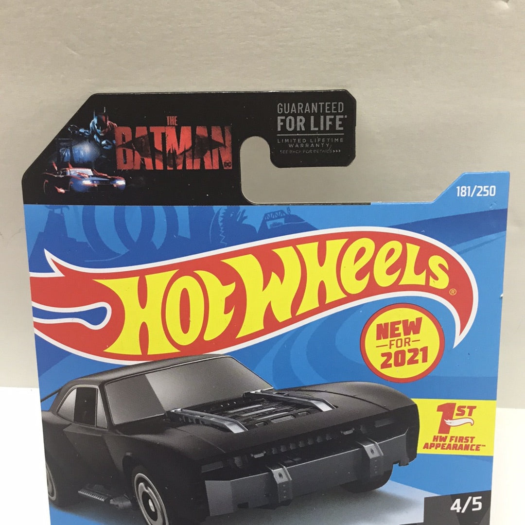 2021 hot wheels K case #181 Batmobile 118C