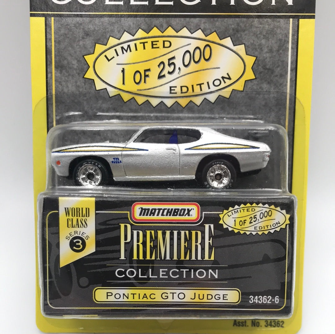 Matchbox Premiere series 3 Pontiac GTO Judge silver 212A