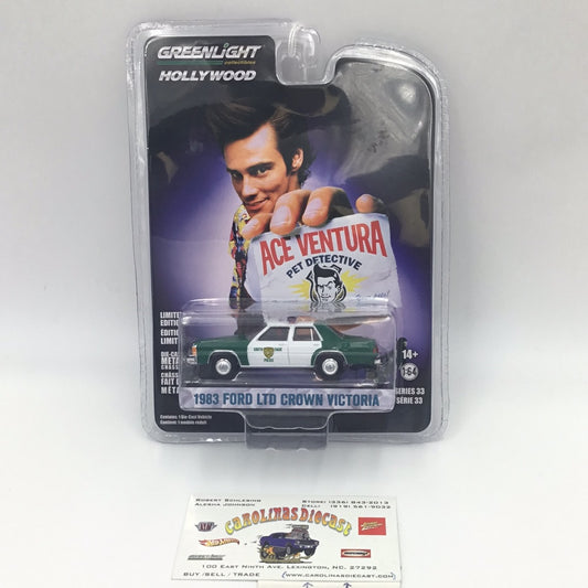 Greenlight Hollywood series 33 Ace Ventura 1983 Ford LTD Crown Victoria 178D