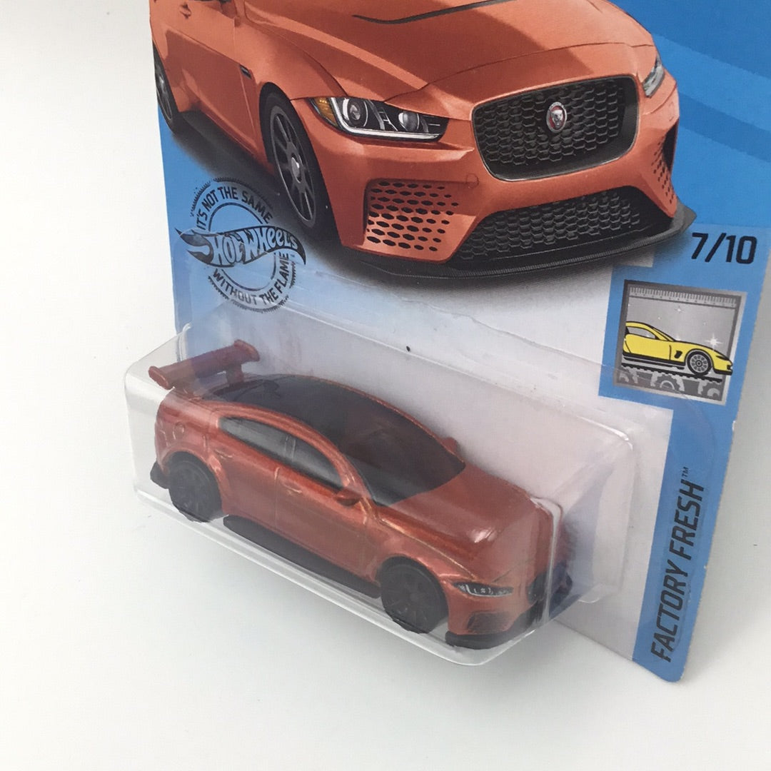 2019 hot wheels #244 Jaguar XE SV Project 8 65D