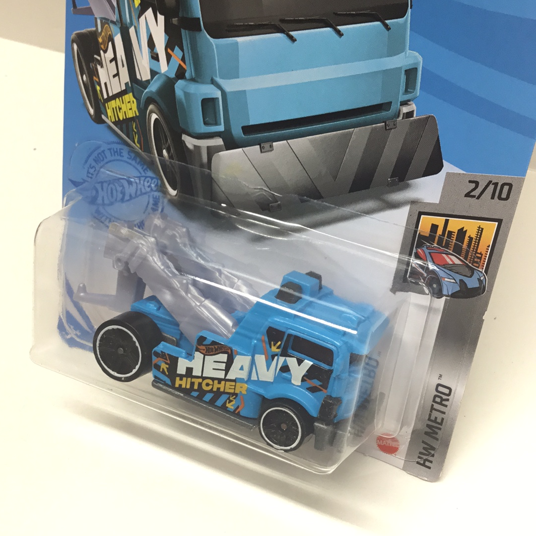 2021 hot wheels #36 Heavy Hitcher blue MM8