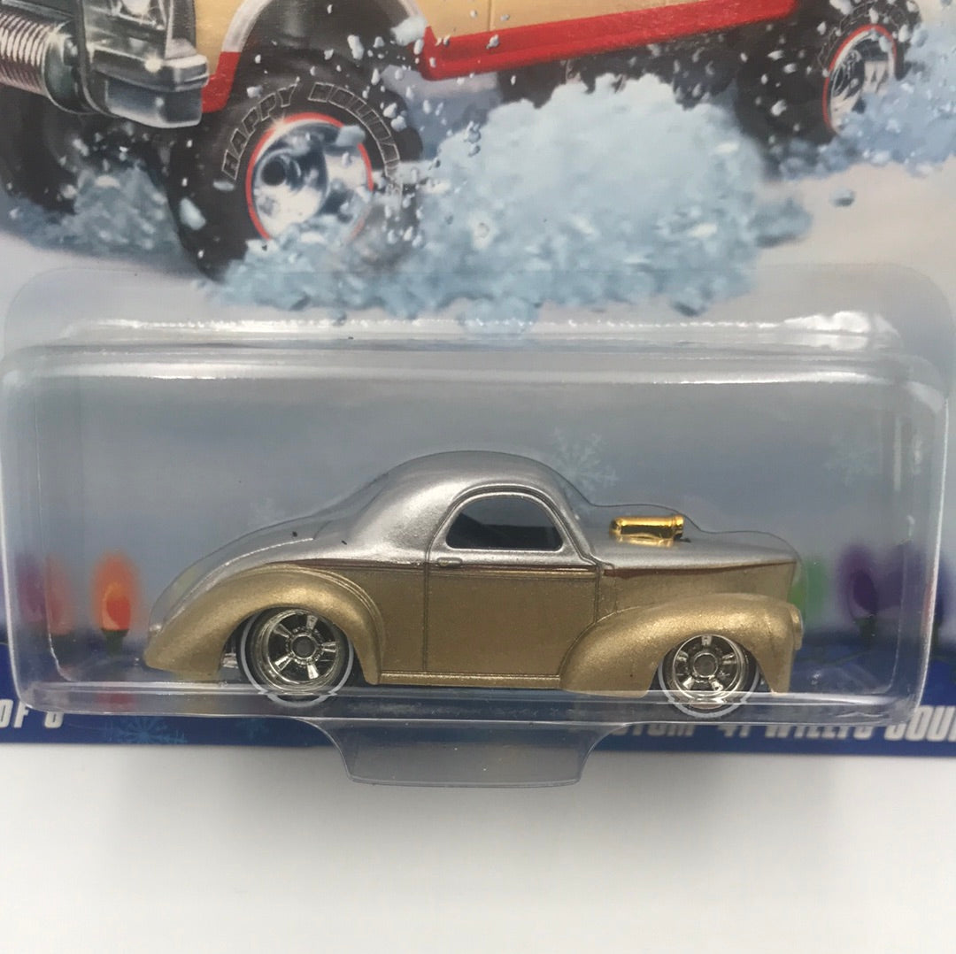 Hot wheels 2009 holiday rods #4 Custom 41 Willys coupe gold/silver