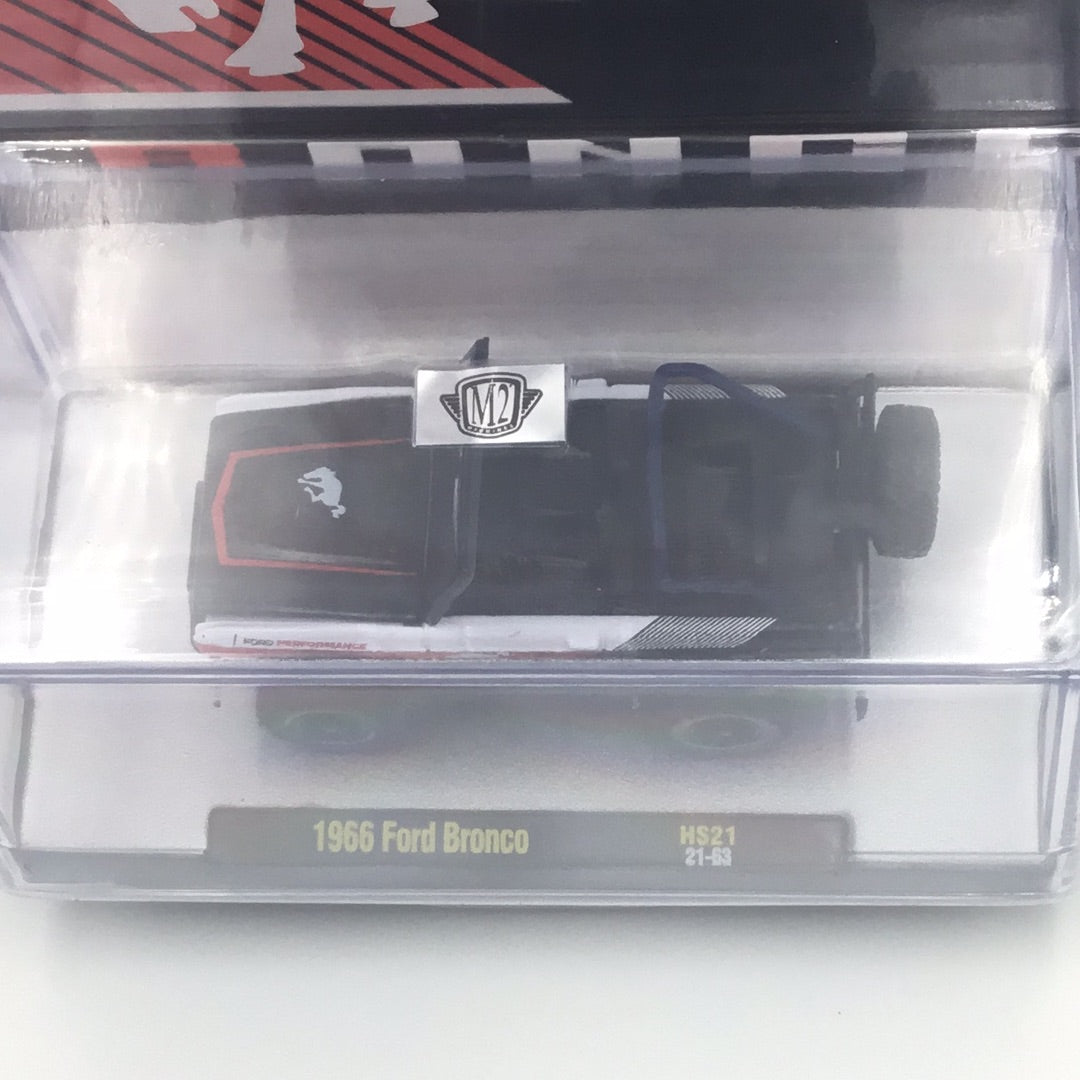M2 Machines 1966 Ford Bronco HS21 -  1:64 Hobby Exclusive