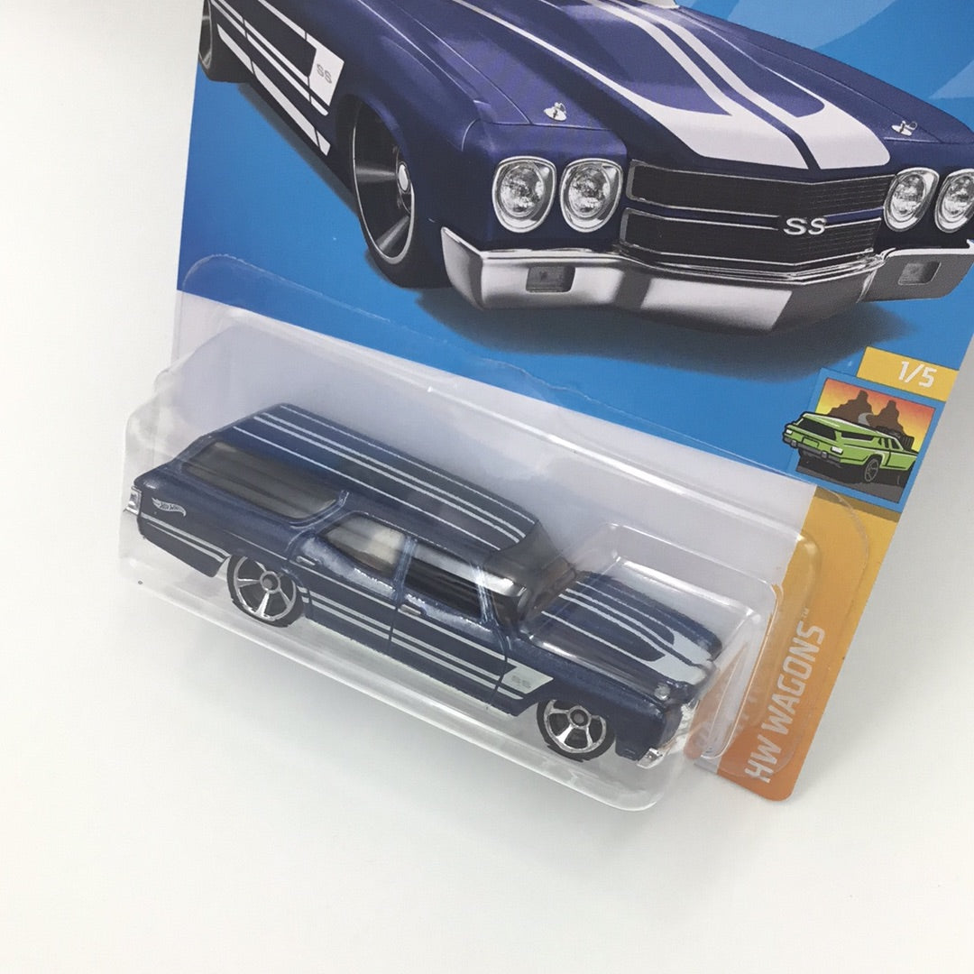 2022 hot wheels #111 70 Chevelle SS Wagon  blue 12G