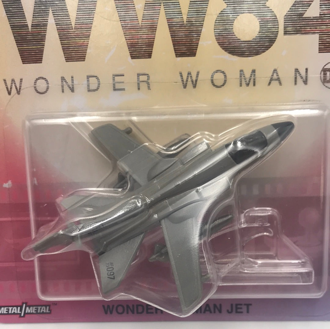 2022 hot wheels retro entertainment WW84 Wonder Woman Jet 272C