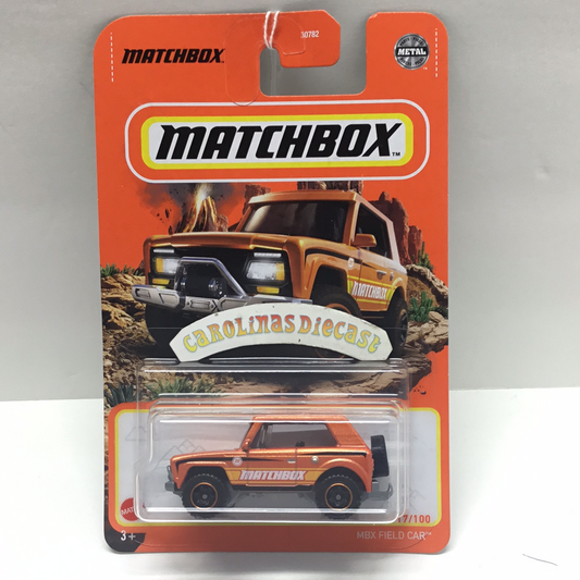 2021 matchbox T case #17 MBX Field car CC1