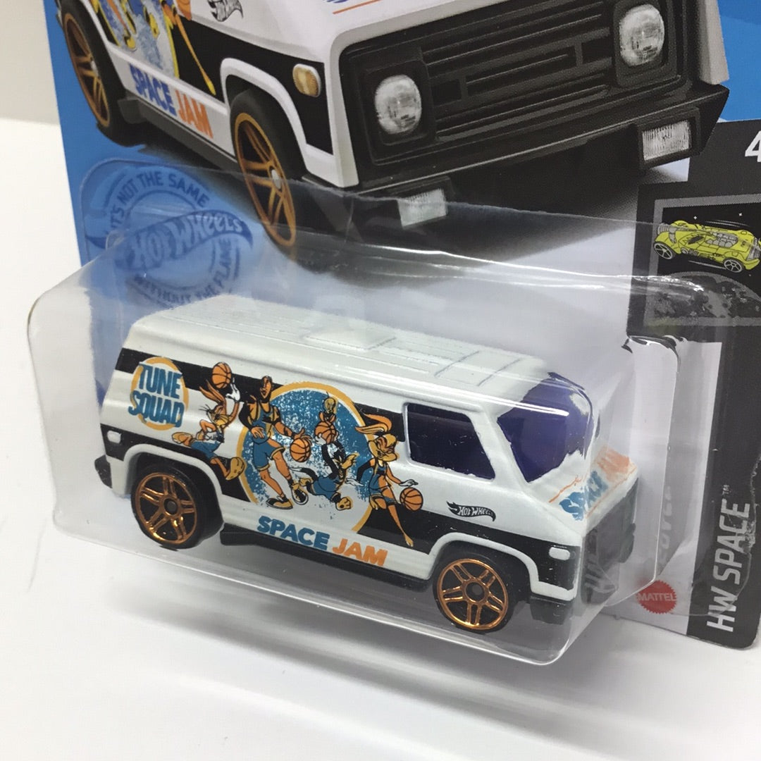 2021 hot wheels M case #198 70s van Space Jam – carolinasdiecast