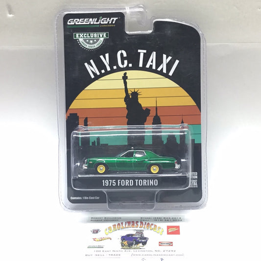 Greenlight Hobby exclusive NYC Taxi 1975 Ford Torino green machine CHASE