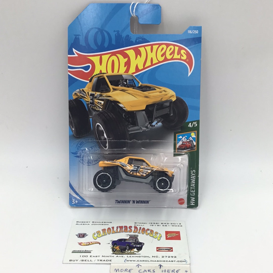 2021 hot wheels  #116 Twinnin N Winnin yellow HH8