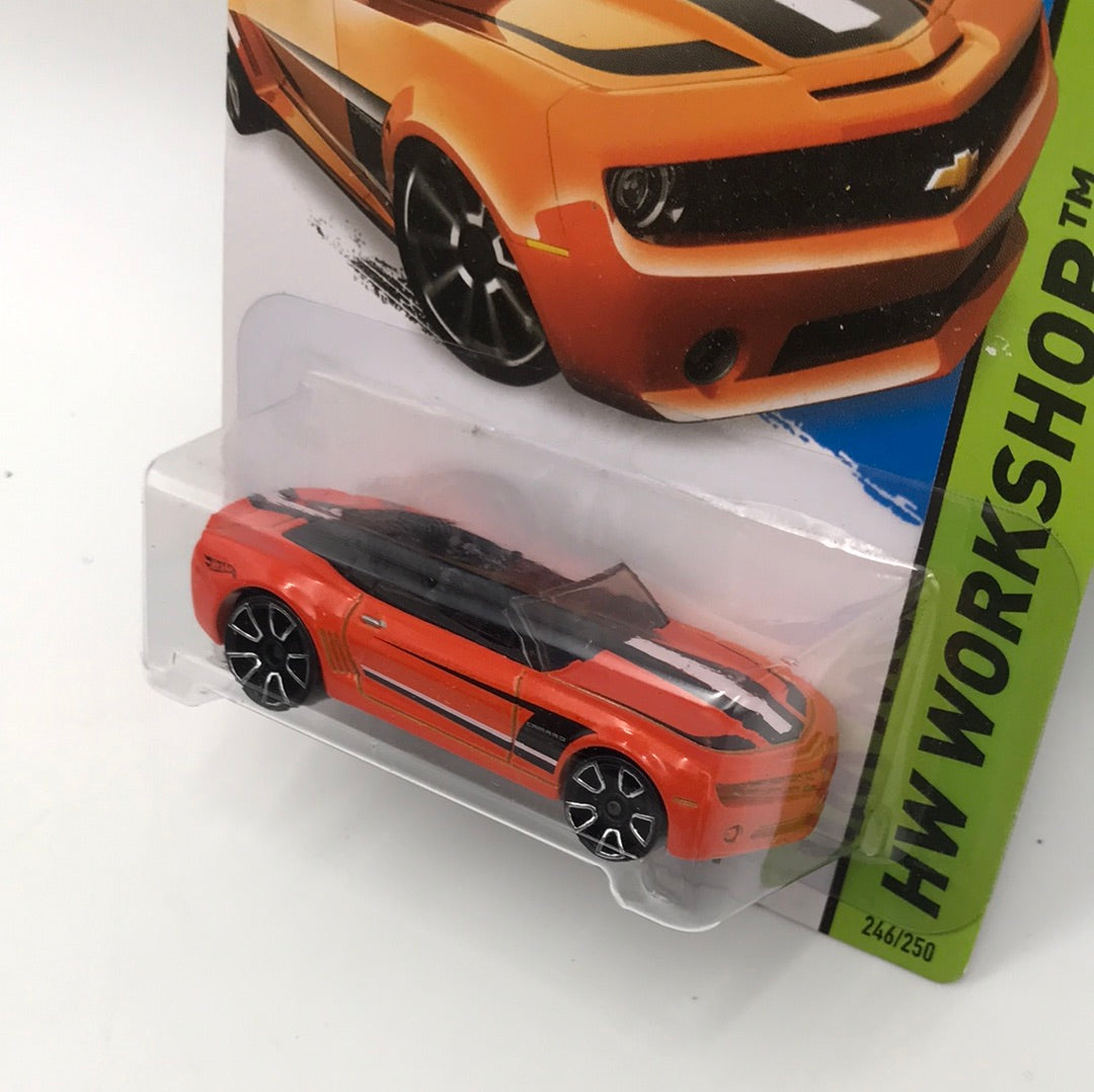 Hot Wheels 1995 Model Series Camaro Convertible in Red 5SP #344 Hot Wheels 1995 Model Series Camaro Convertible in Red 5SP #344
