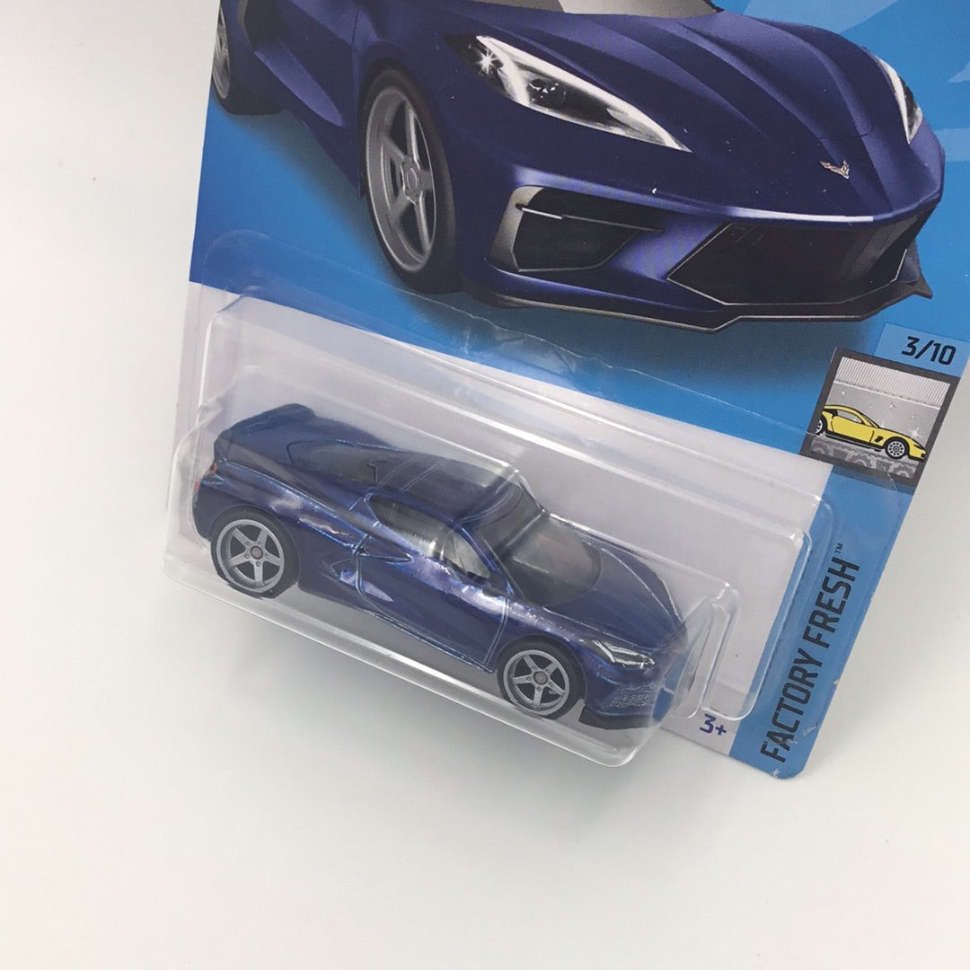 2022  hot wheels super treasure hunt 2020 Corvette W/ Protector VHTF