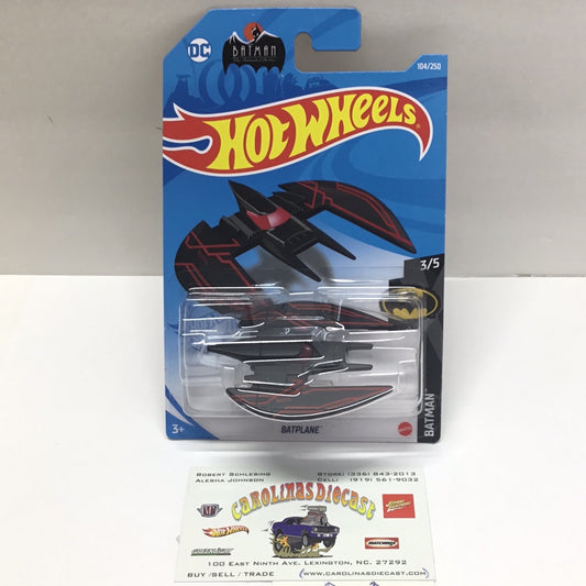 2021 hot wheels M case #104 Batplane red/black Z1