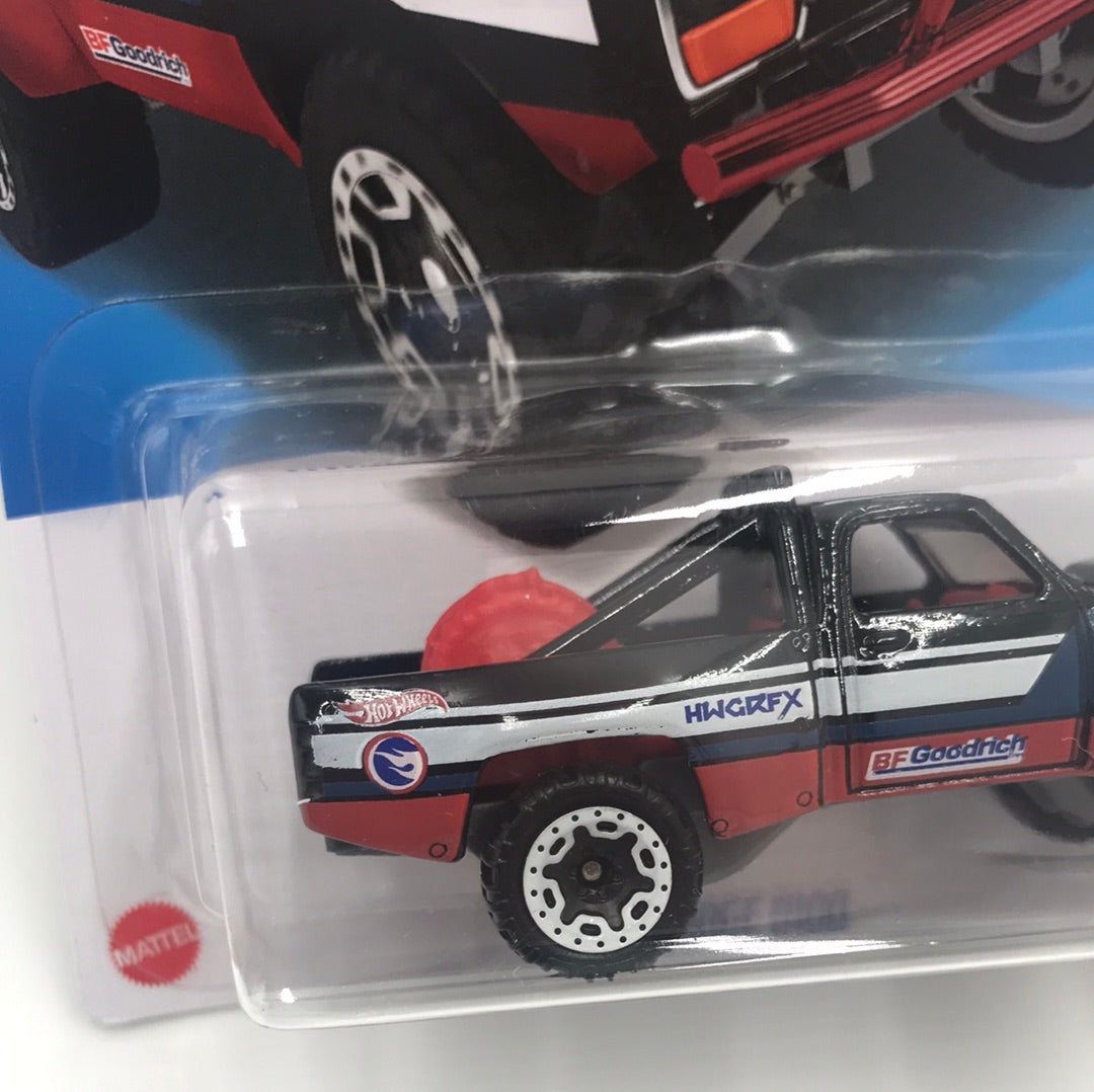 2022 hot wheels K case treasure hunt #186 87 Dodge D100 274H