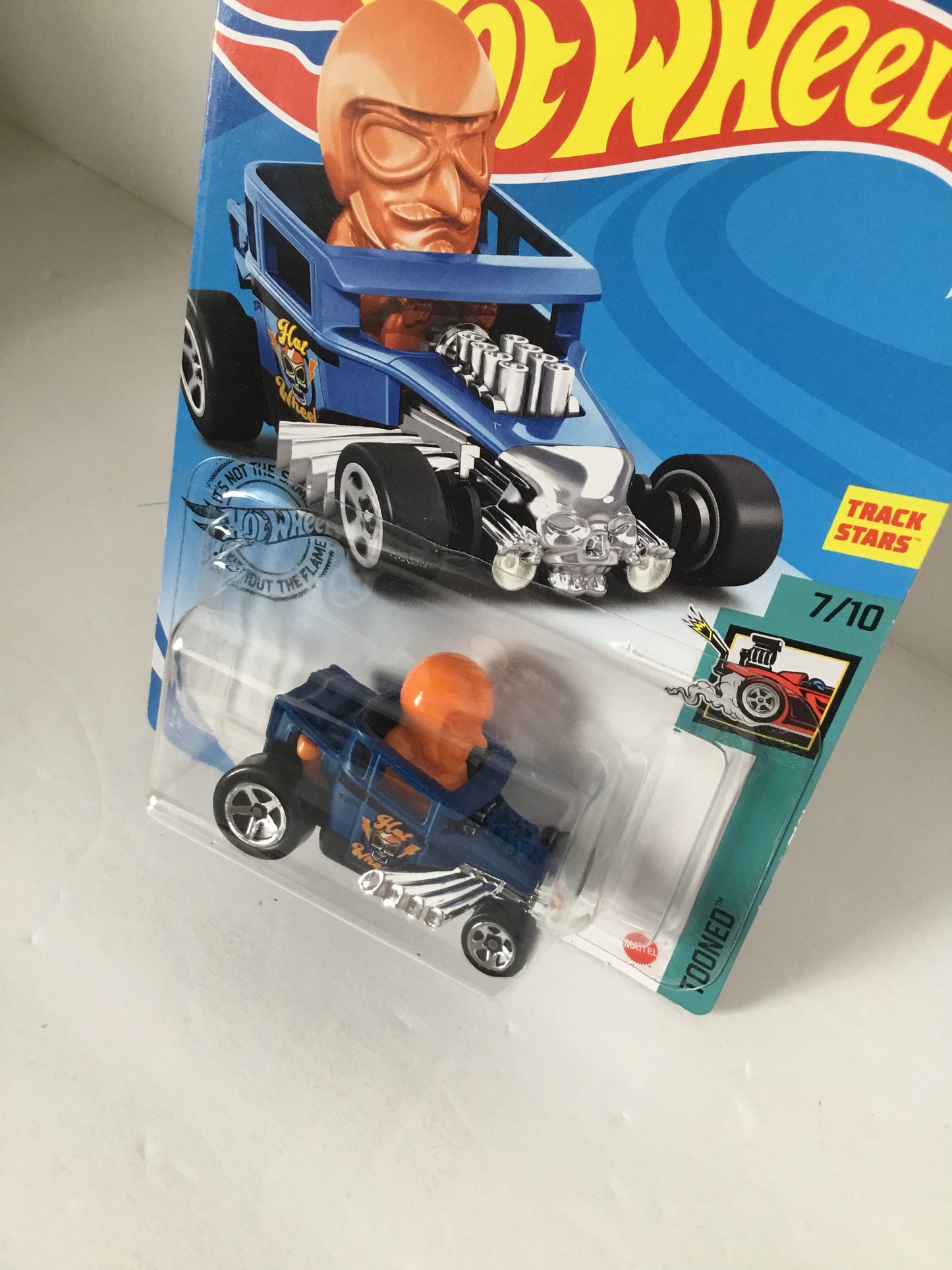 2020 hot wheels  #61 Skull Shaker blue 37i