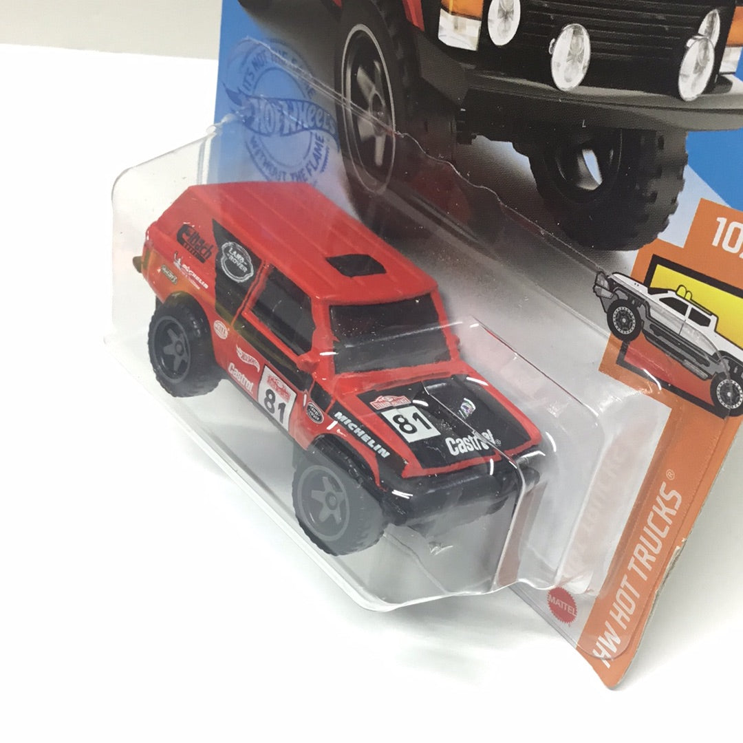 2021 hot wheels Q case #245 Range Rover Classic 63C