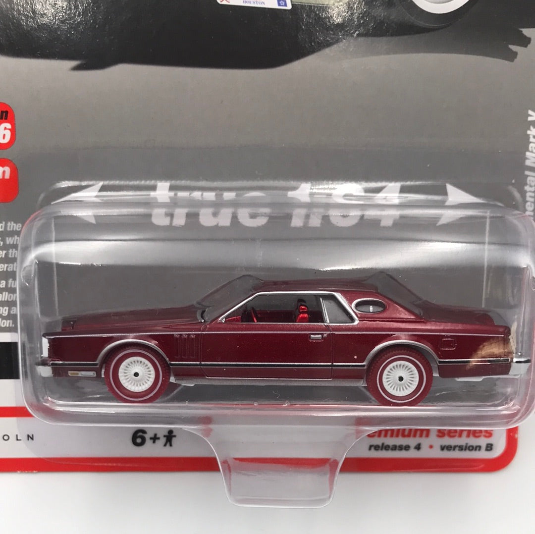 Auto world Luxury Cruisers 1977 Lincoln Continental Mark V ultra red chase