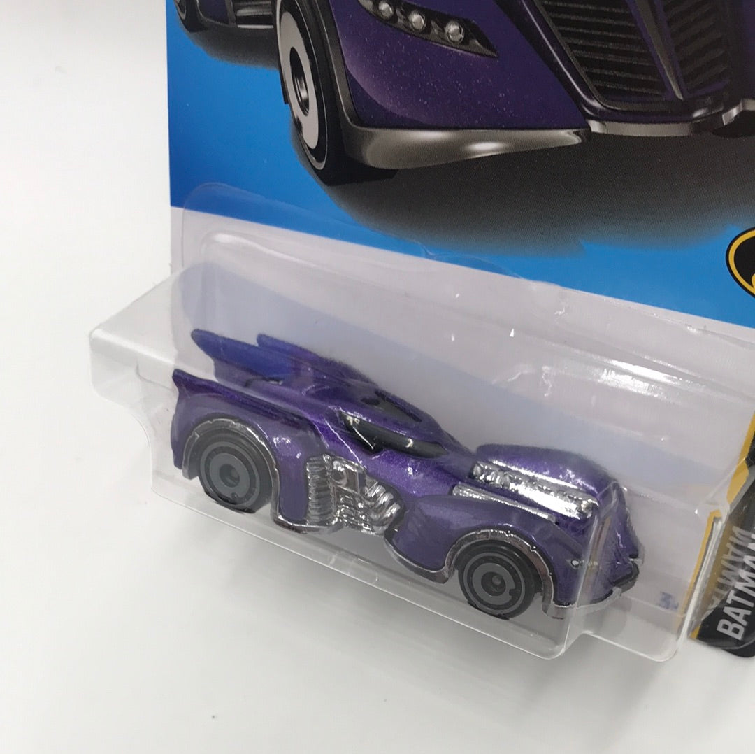 HITAM Hotwheels BATMAN La Serie Animada BATMOBILE 2018 Negro-DC COMICS HITAM Hotwheels BATMAN La Serie Animada BATMOBILE 2018 Negro-DC COMICS