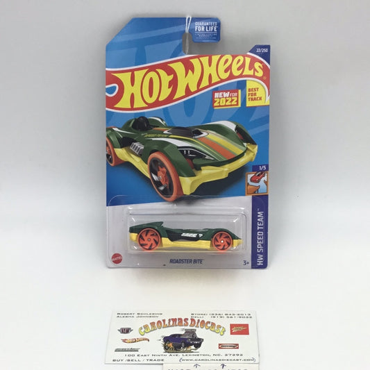 2022 hot wheels A Case #22 Roadster Bite RR3