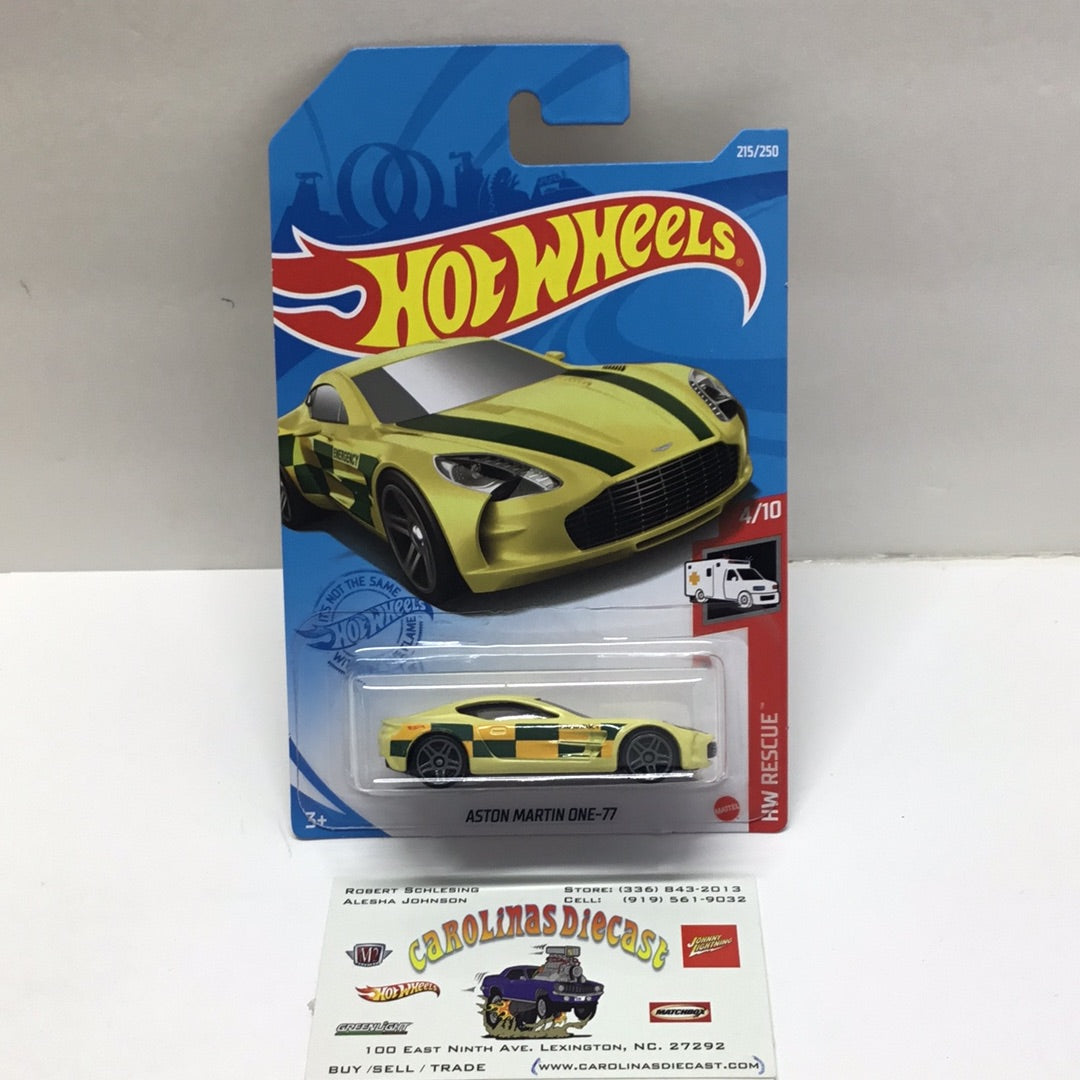 2021 hot wheels M case #215 Aston Martin one-77 106D