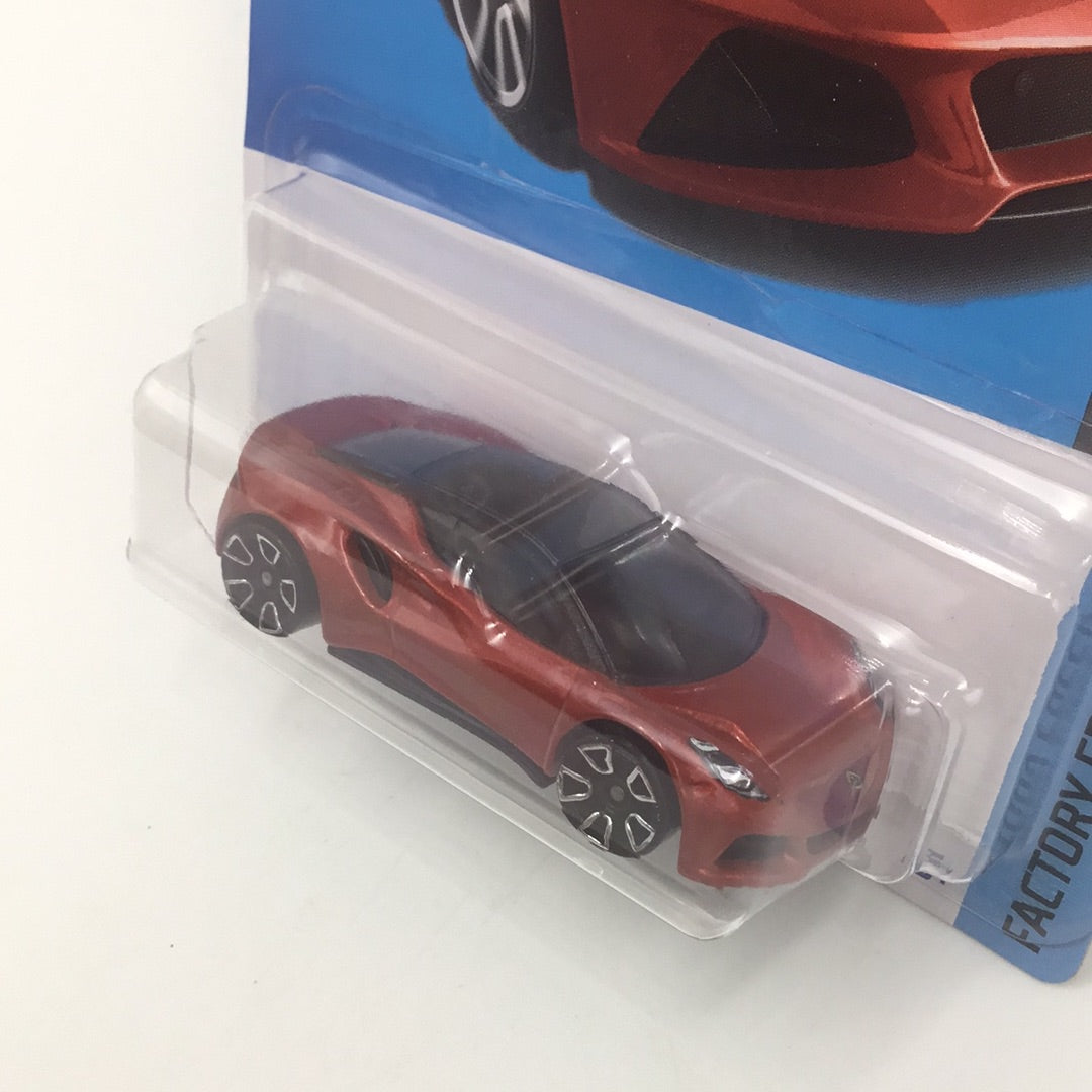 2023 hot wheels E case #121 Lotus Emira 62C