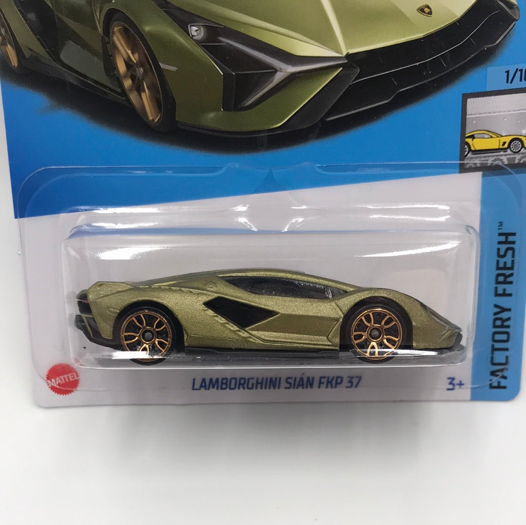 2022 hot wheels L M  case #85 Lamborghini Sian FKP 37 LL2