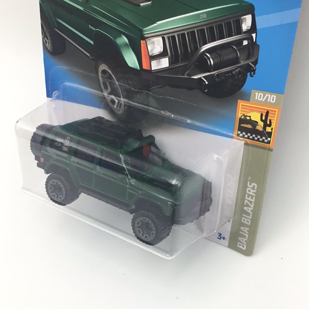 2022 hot wheels H case #150 95 Jeep Cherokee 41C