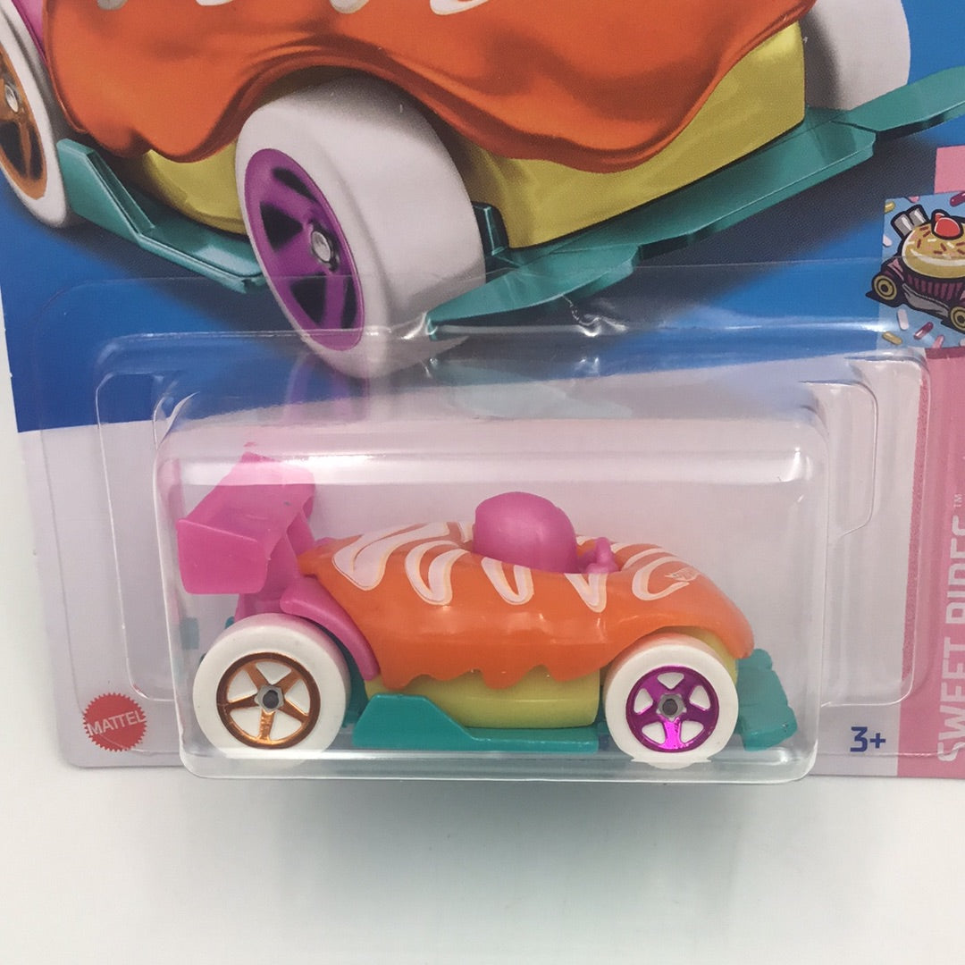 2023 hot wheels F case treasure hunt #129 Donut Drifter Y4