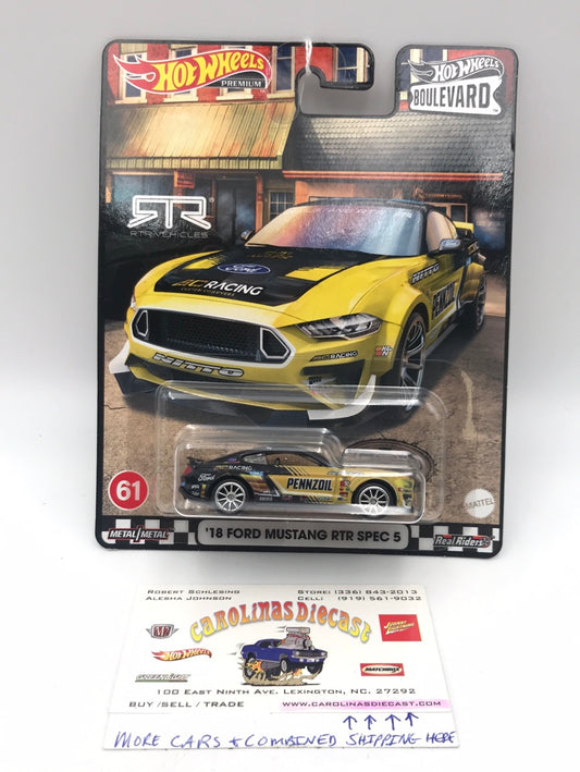 Hot Wheels Boulevard #61 18 Ford Mustang  RTR Spec 5 Walmart exclusive 265D