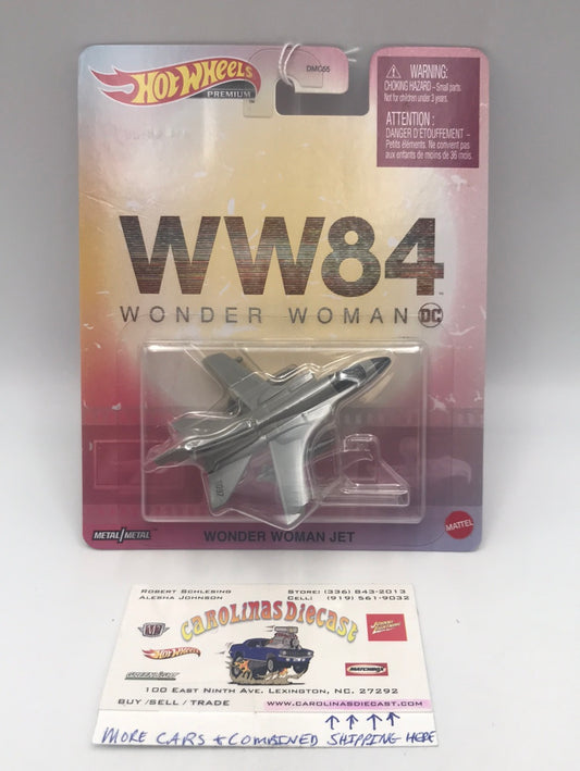 2022 hot wheels retro entertainment WW84 Wonder Woman Jet 272C