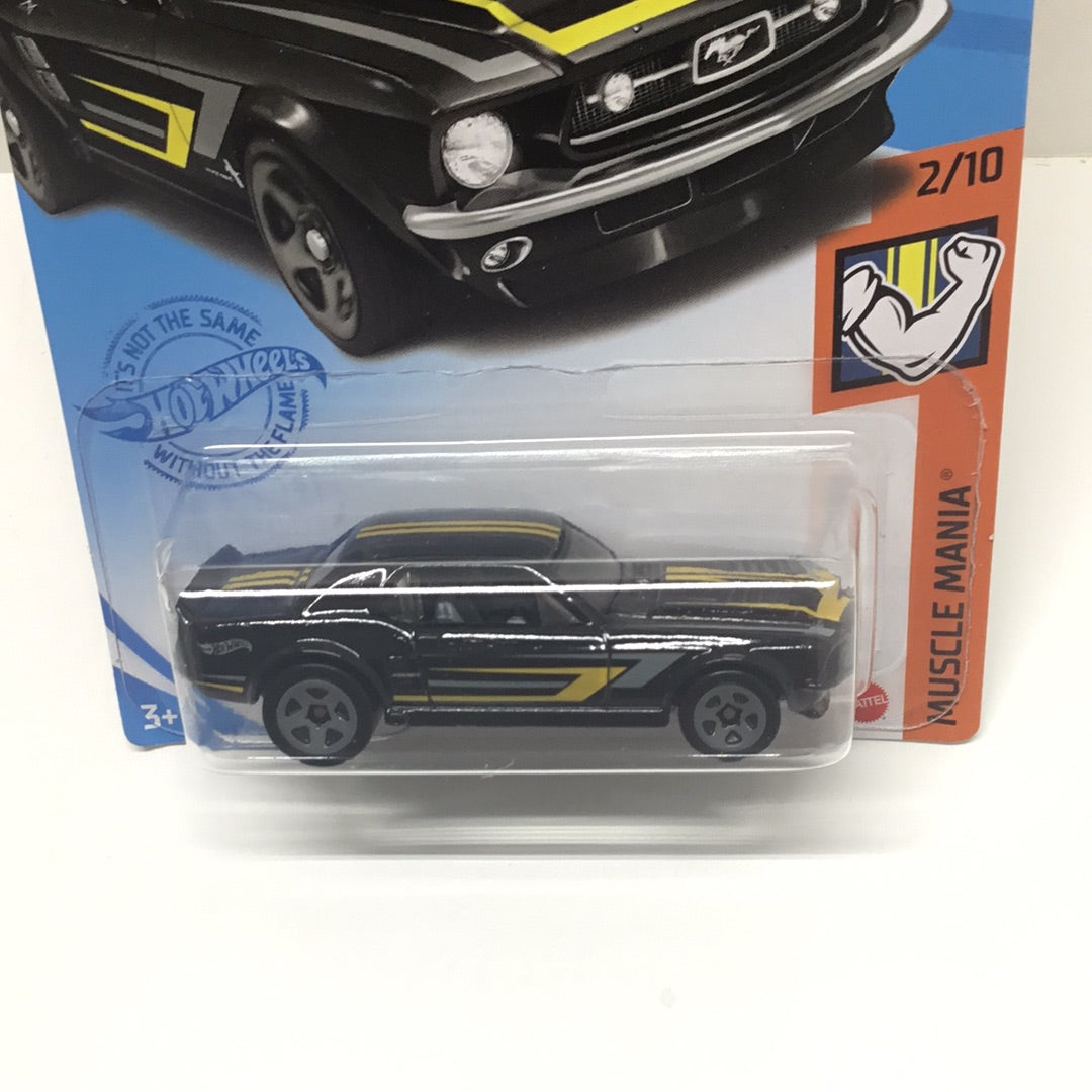 2021 hot wheels Q case #192 67 Ford Mustang Coupe 25H