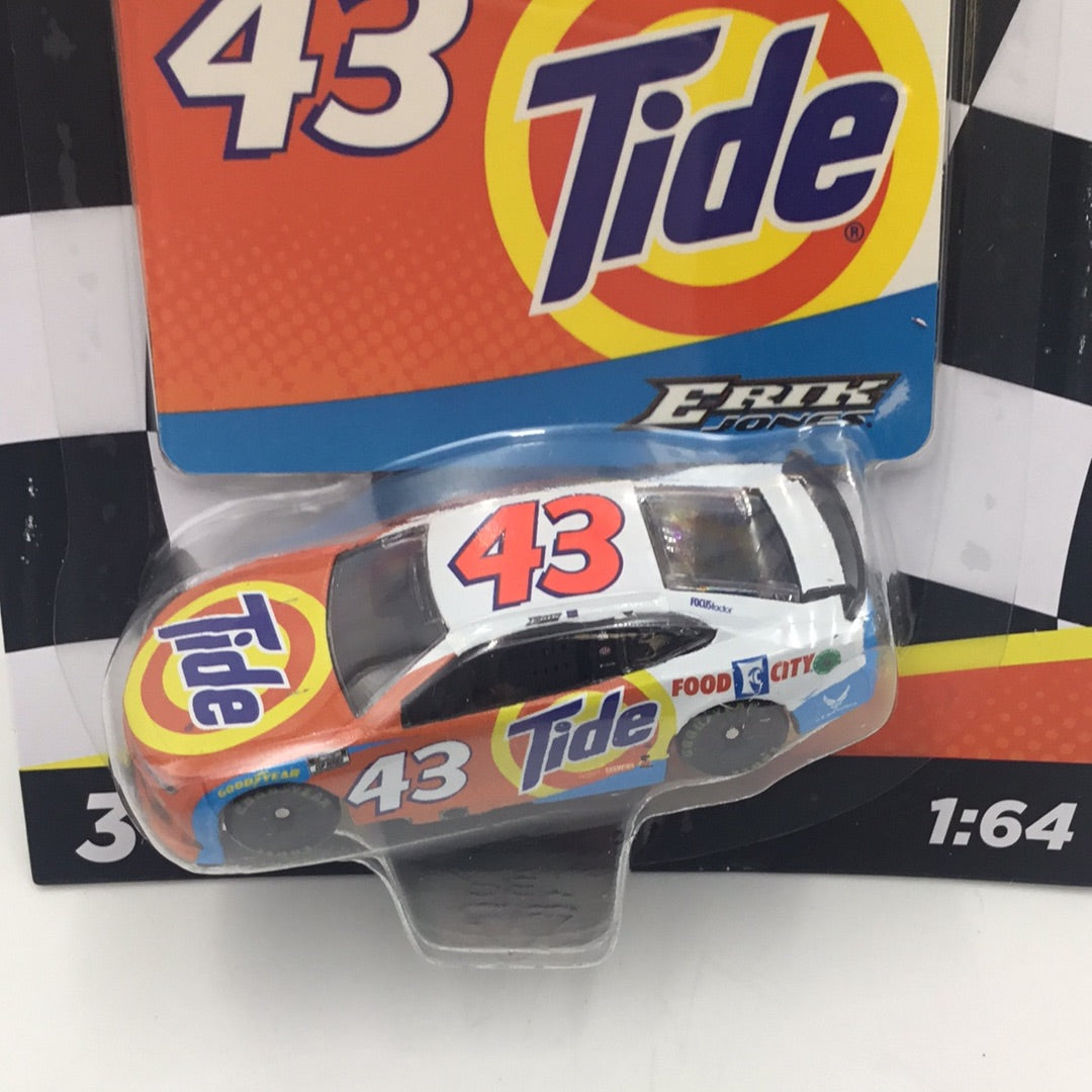 2022 nascar authentics wave 8 43 Erik Jones Tide LL1