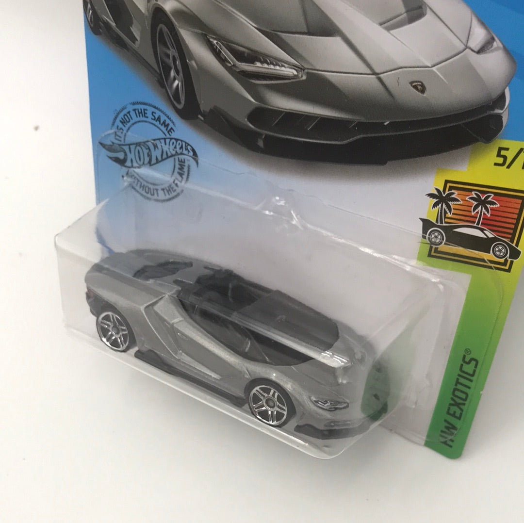 2019 hot wheels #213 16 Lamborghini Centenario Roadster S8